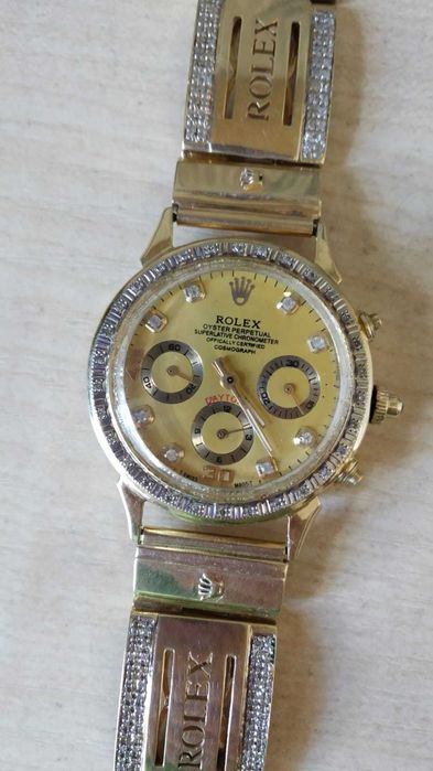 Золотые часы ROLEX
