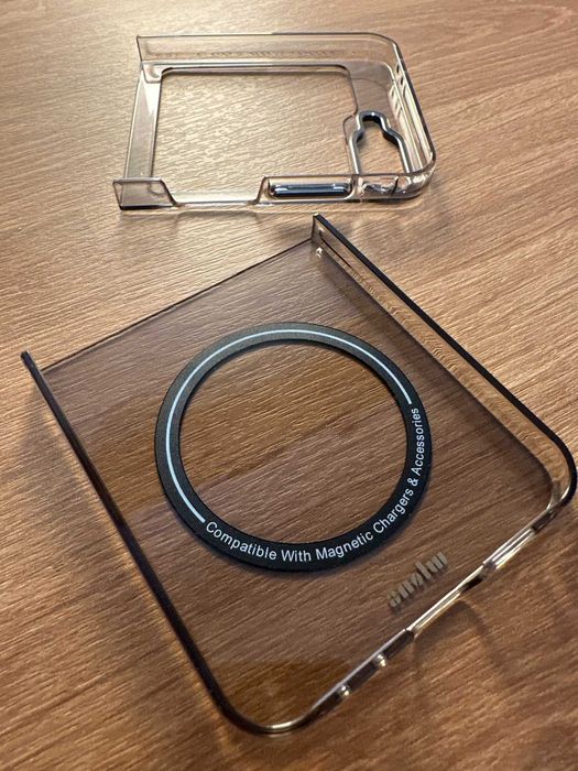 Husa pentru Samsung Galaxy Z Flip 6 Magsafe Transparent