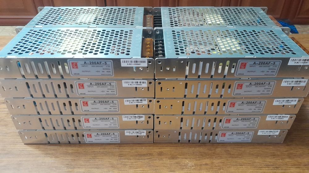 Блоки питания, для лед экранов и бегущая строка.