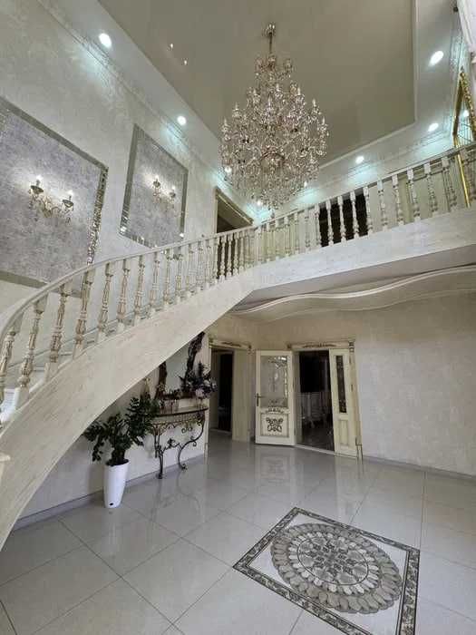 #89 Продаётся шикарный Евродом! Ориентир заправка Лукоил