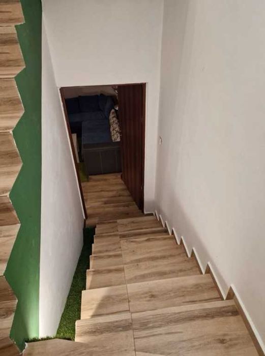 Дава се под наем Тристаен апартамент в София, Витоша - 146 кв.м за 612 € - Снимка #3