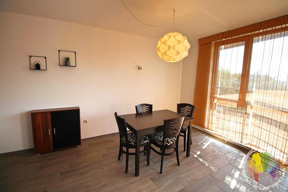 Дава се под наем Двустаен апартамент в Бургас, Лазур - 80 кв.м за 510 € - Снимка #3