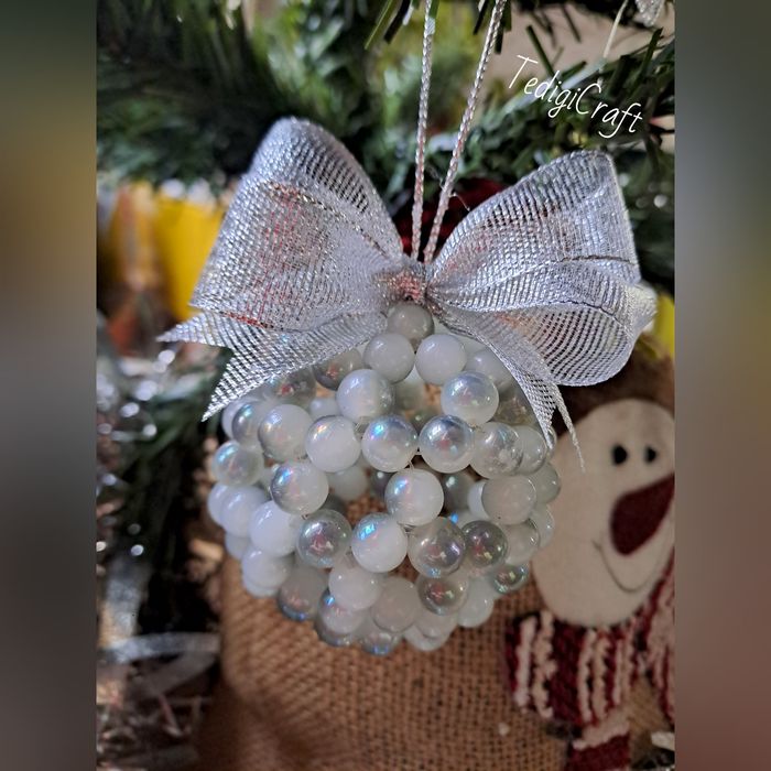 Играчки за елха от перли