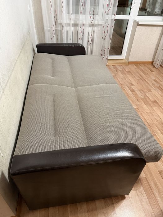 Продается диван срочно