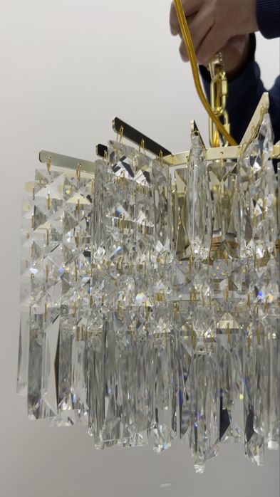 Люстра диаметр 40см