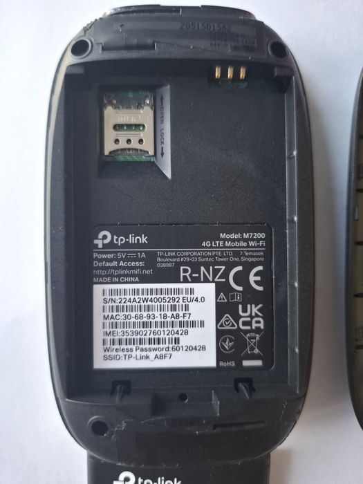 Router wireless TP-Link - M7200, sim 4g, portabil