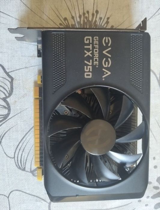 Vând Placa video gtx750 1gb 65 Ron (Citiți descrierea)