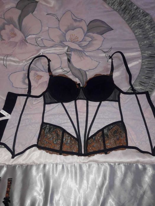 Корсет, новый, 44-46р, Италия.