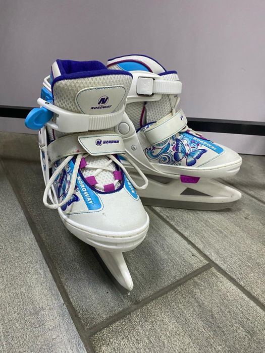 Продам коньки