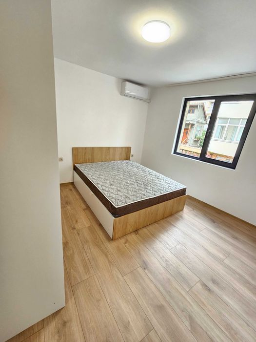 Продава се Тристаен апартамент в Варна, Център - 95 кв.м за 2315 €/кв.м - Снимка #3