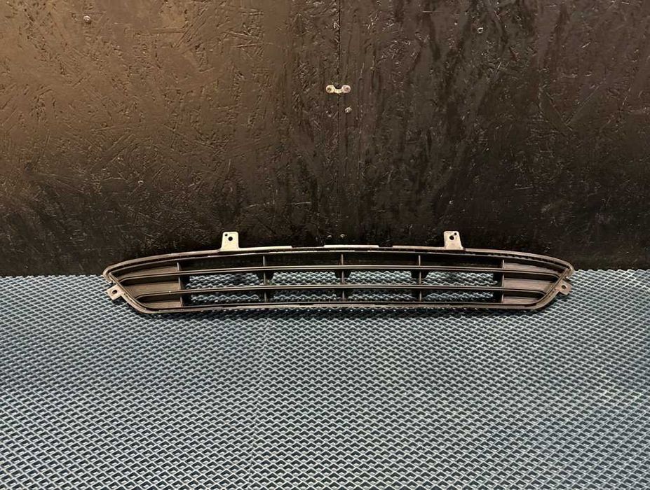 Решетка бампера Optima 18-