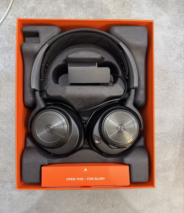 Наушники премиум сигмента Steelseries arctis nova pro wireless