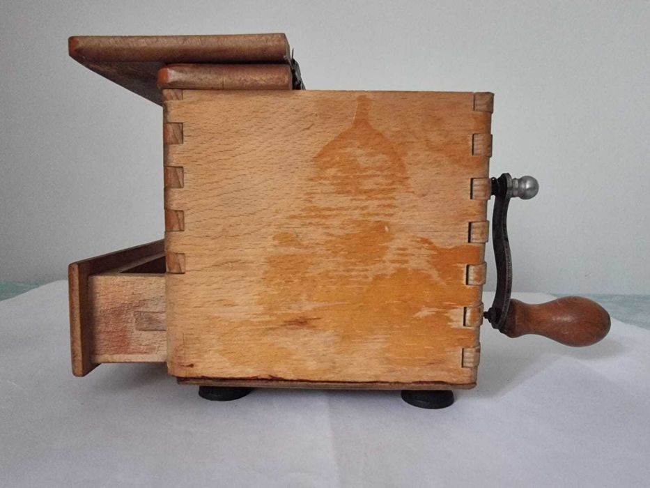 Кофемолка раритет