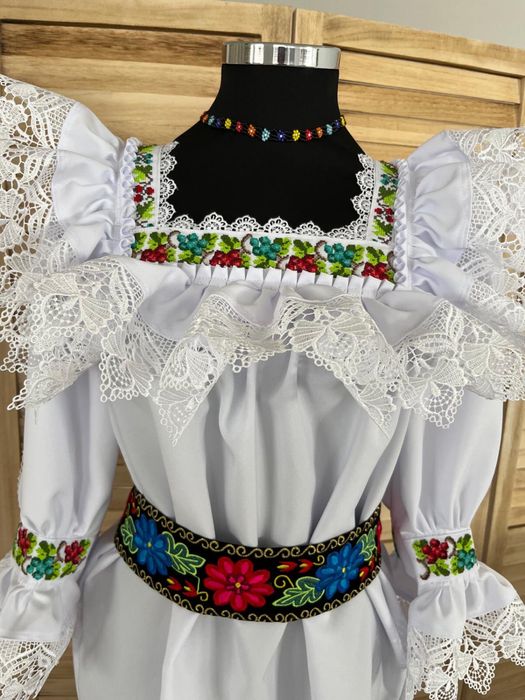 Camasa traditionala de Maramures cu brau pentru femei