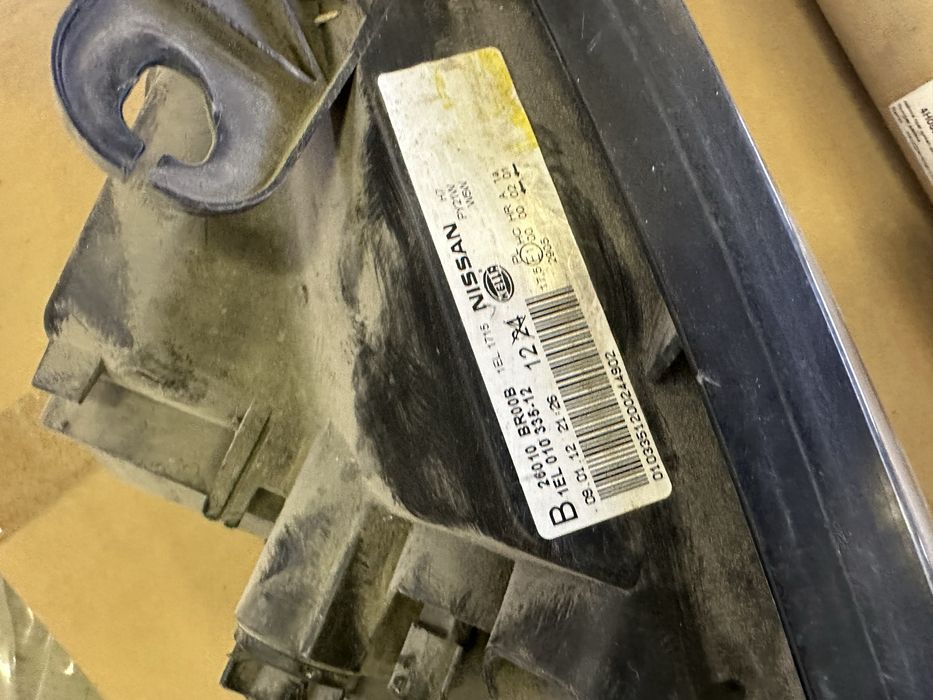 Nissan Quashqai II /2 десен фар