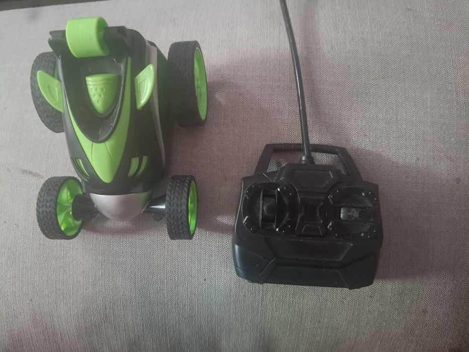 Masinute cu telecomanda noi fara ambalaj