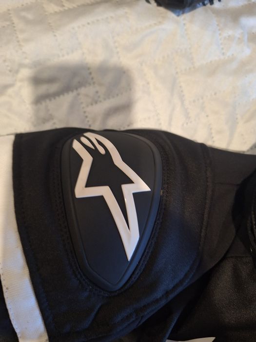 Яке Alpinestars размер М