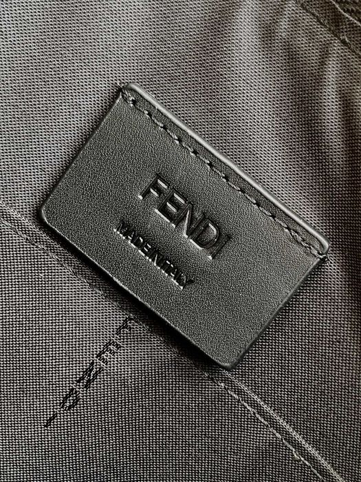 Мъжка чанта Fendi