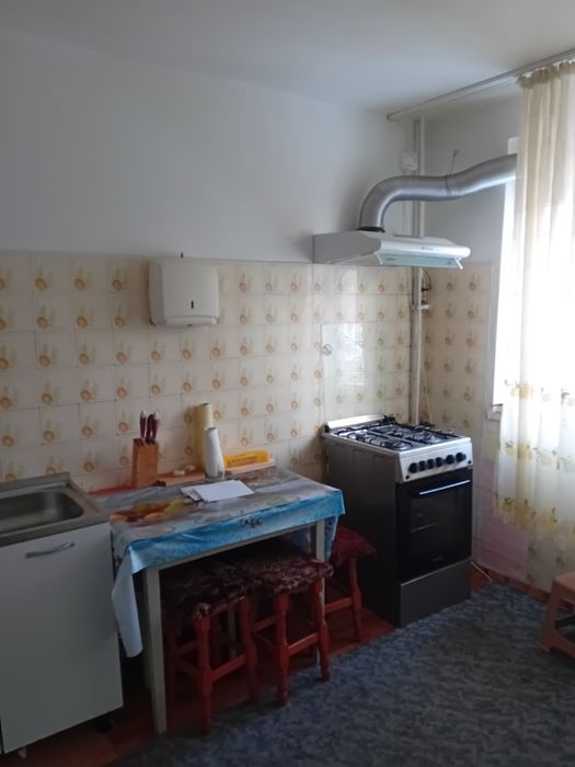 Vând apartament 2 camere Bucuresti