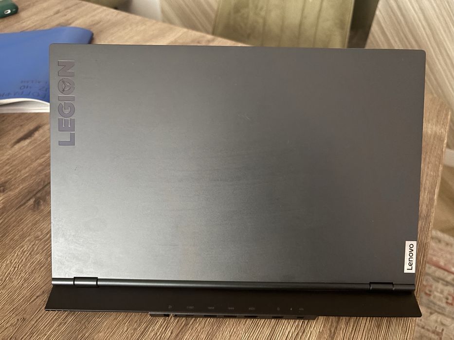 Lenova Legion 5 15IMH6
