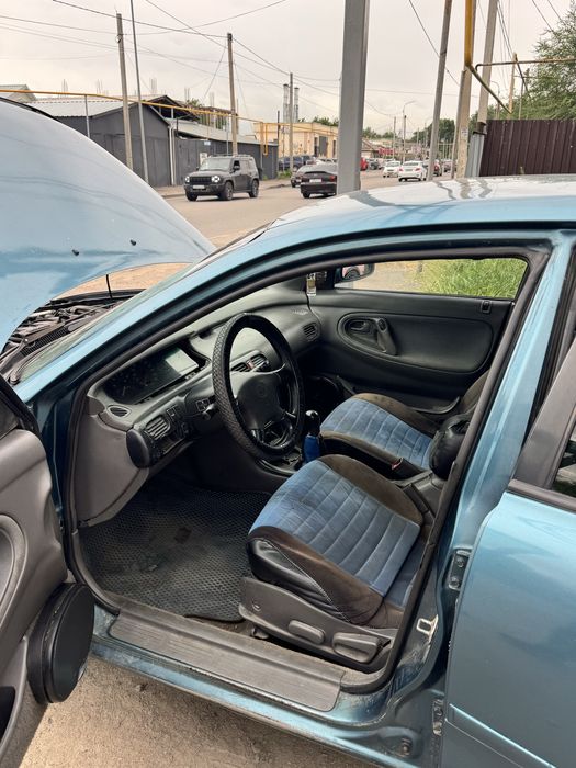 Mazda cronos 1992г