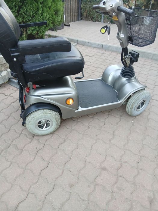 Vând scuter electric