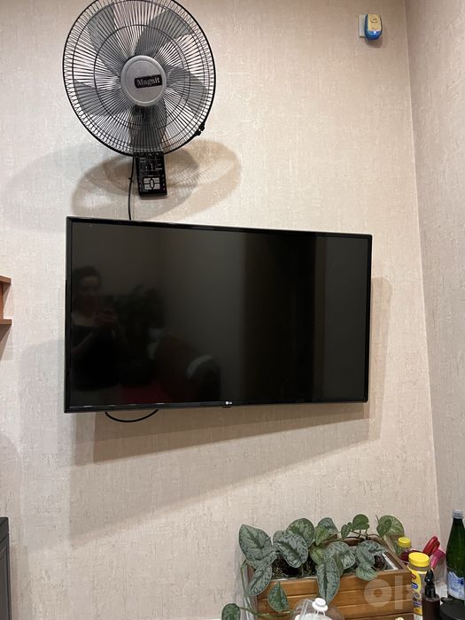 Продается телевизор LG 43 диагональ