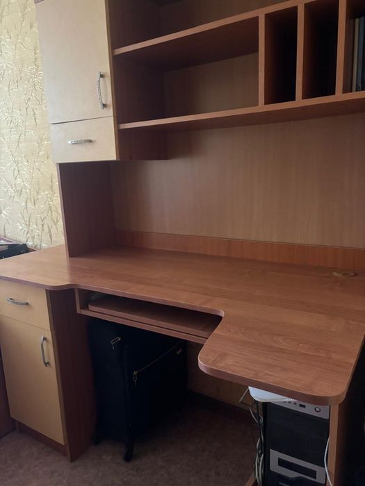 Компьютерный столик