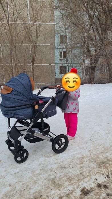 Продаю детскую коляску. Срочно. Торг