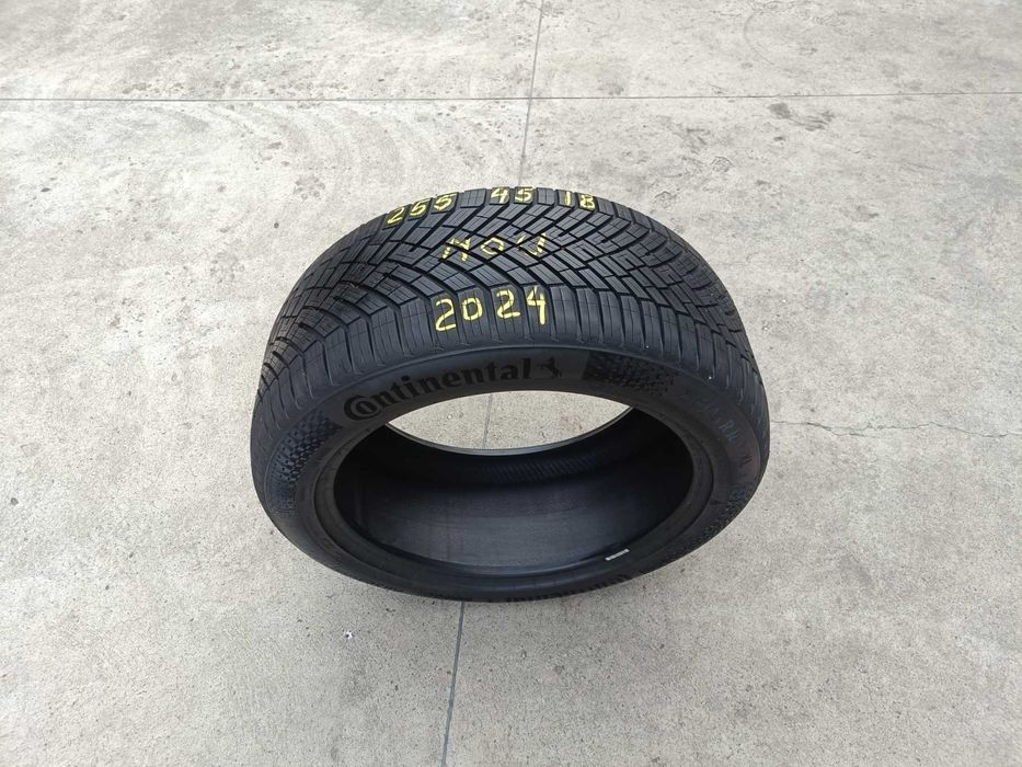 O anvelopa 255 45 18 Continental AllSeasonContact 2 dot 2024