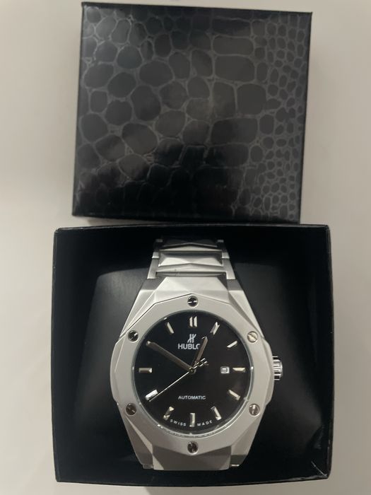 Часы Hublot часы