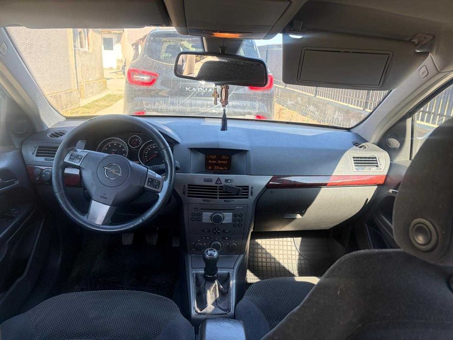 Opel Astra H , an 2004