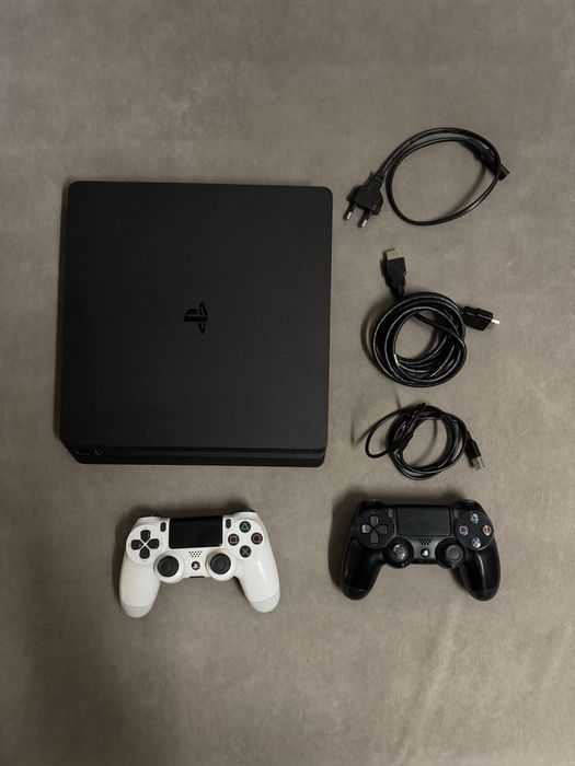 SONY Playstation 4 Slim