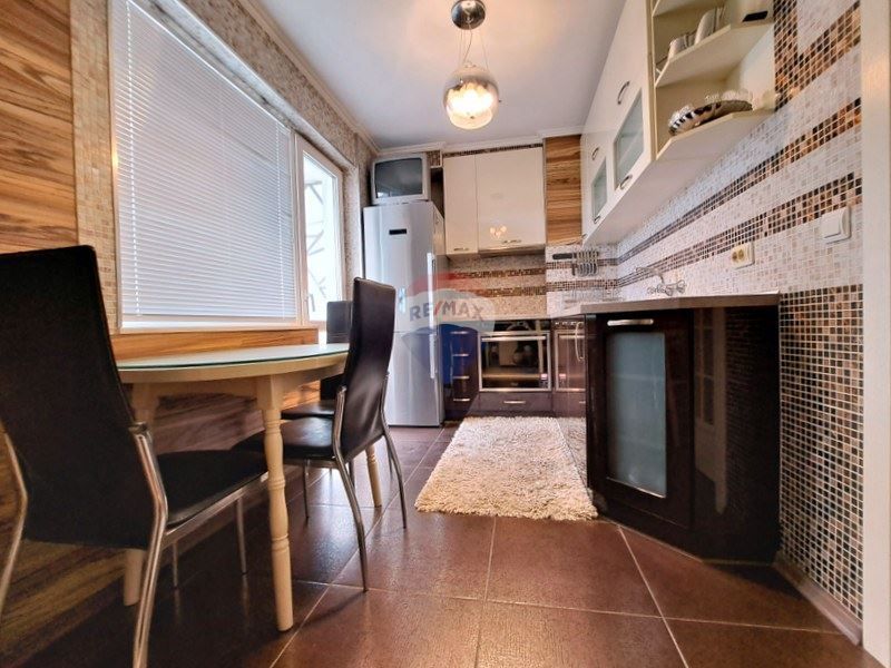 Продава се Тристаен апартамент в Варна, Аспарухово - 62 кв.м за 1069 €/кв.м - Снимка #7