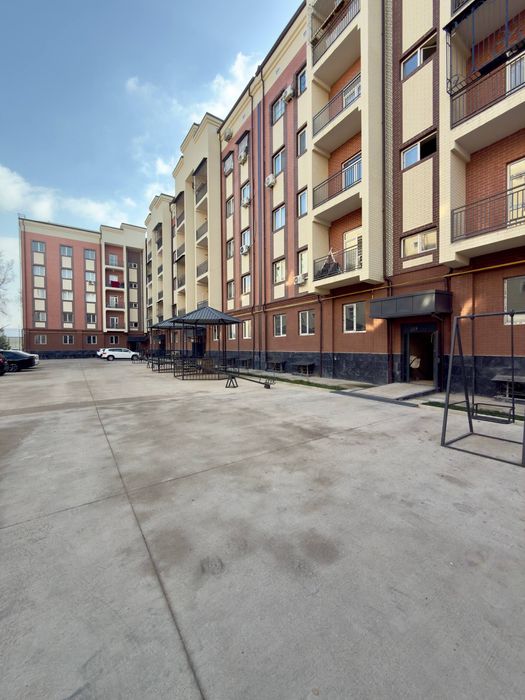 Новостройка после ремонта! Тайер хеч ким яшамаган квартира сотилади!!!