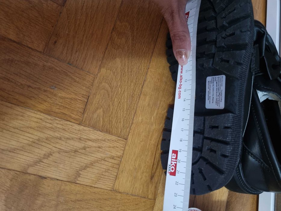 Нови черни  детски обивки