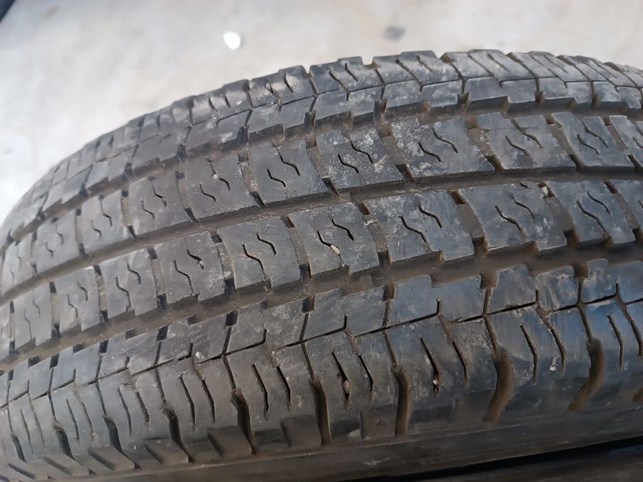 Anvelope vara 215 75 16c  Riken Cargo