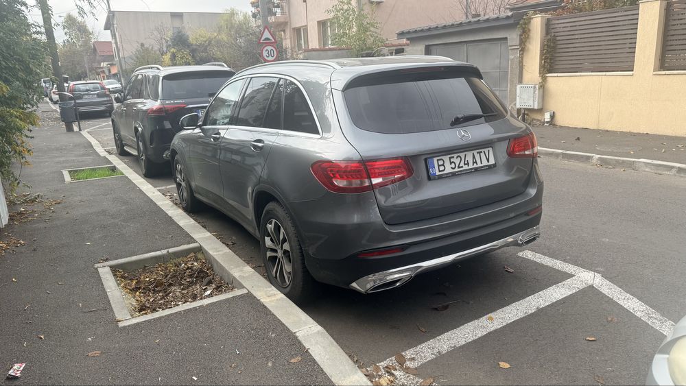 Mercedes GLC 220D cu istoric la reprezentata