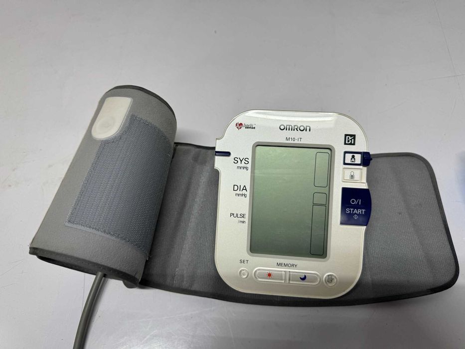 Апарат за кръвно - Omron M10-IT