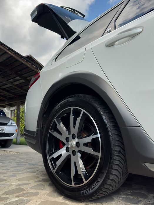 Peugeot 508 RXH | 2.0 HDI | 4WD | Distributie Schimbata | Masaj | Panoramic | LED | Clima 4-zone | Piele Nappa Integral | 200cp