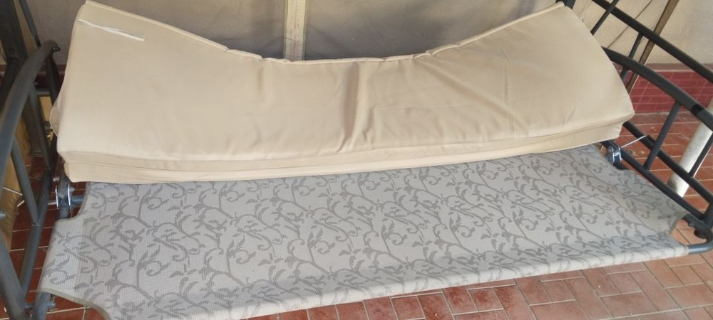 Продается садовая качеля(качели)