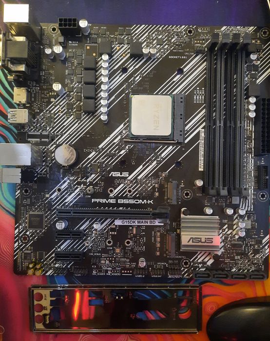 Продаётся комплект материнской платы и процессора