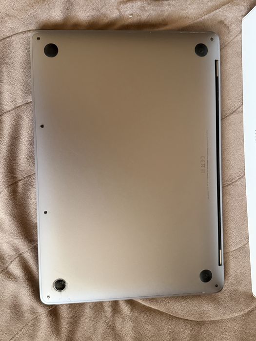 MacBook Pro 13” - цял за части