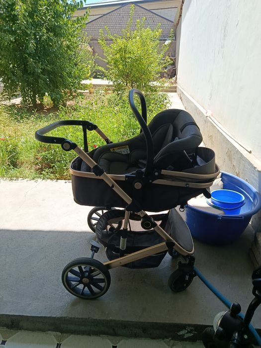 Автолюлька для ребенок с коляской