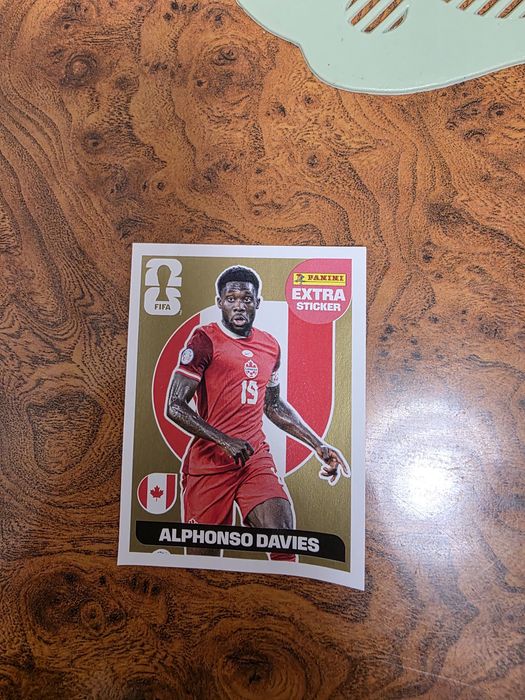 Extra sticker gold Alphonso Davies