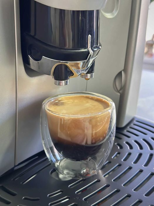 Кафемашина DeLonghi Magnifica ESAM 4200