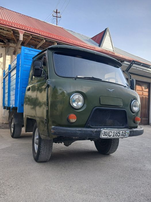 Uaz3303 sotiladi 1987yil.