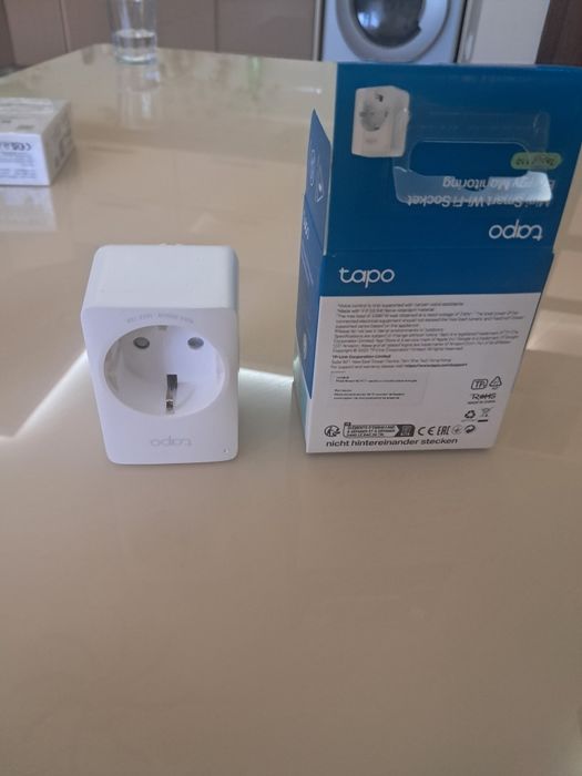 Продавам смарт контакт TAPO