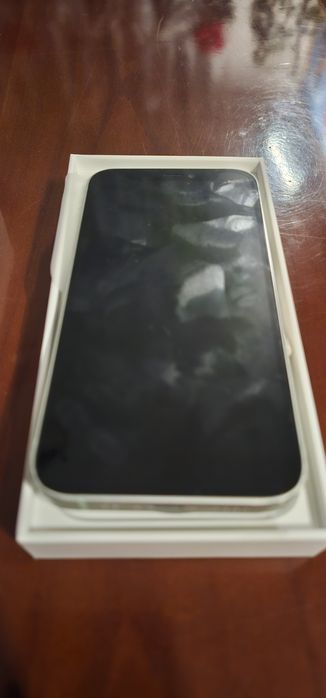 Vand telefon IPhone 12 mini