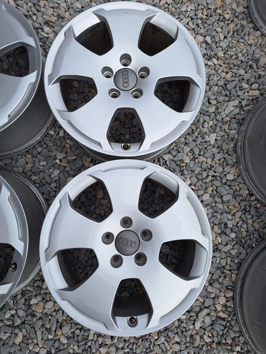 5x112.17цола.7.5j ET56. Оригинални Audi